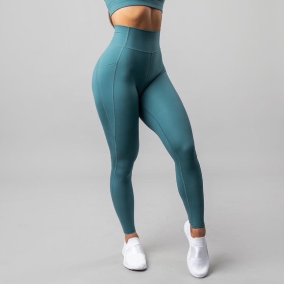 alphalete revival dupes